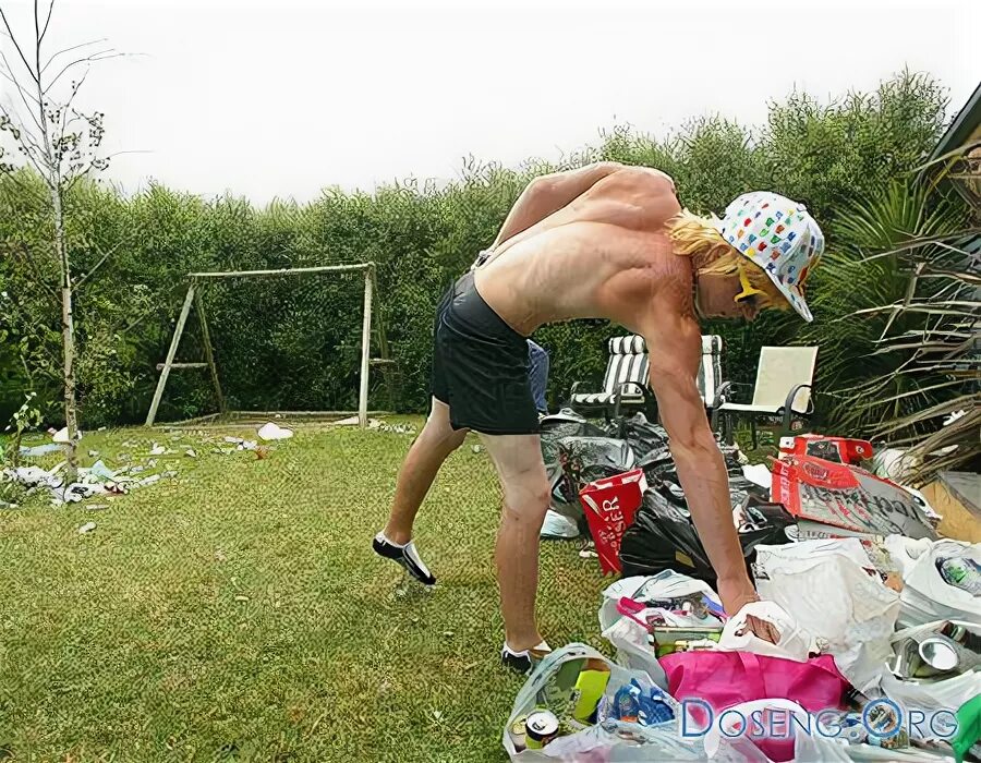 Тусовка в доме. Вечеринка в мельбурне 2008. Мельбурн 2008 год вечеринка. Вечеринка в мельбурне 2008. Мельбурн 2008.