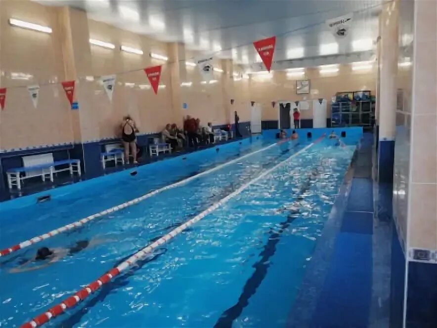 Бассейн химик клин. Майданов бассейн. Майданов бассейн. Бассейн клин спортивная школа. Бассейн в клину майданово.