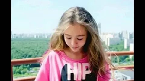 Видео блоггеры девочки