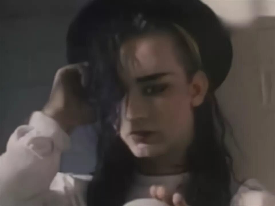 Песня do you really. Boy George do you really want to hurt me. Culture Club. Boy George do you really. Culture Club do you really want to hurt me.