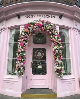 Door roses