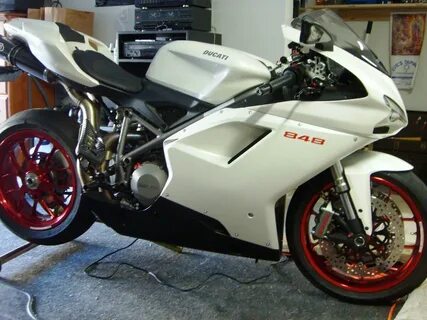 Ducati 848