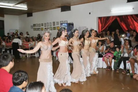 File size: 417Kb, arabic dancing in a concert hall picture with tags: dance, ballet, danc...