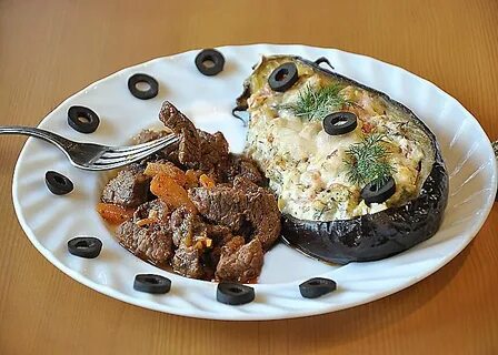 Мясо с баклажанами и фасолью