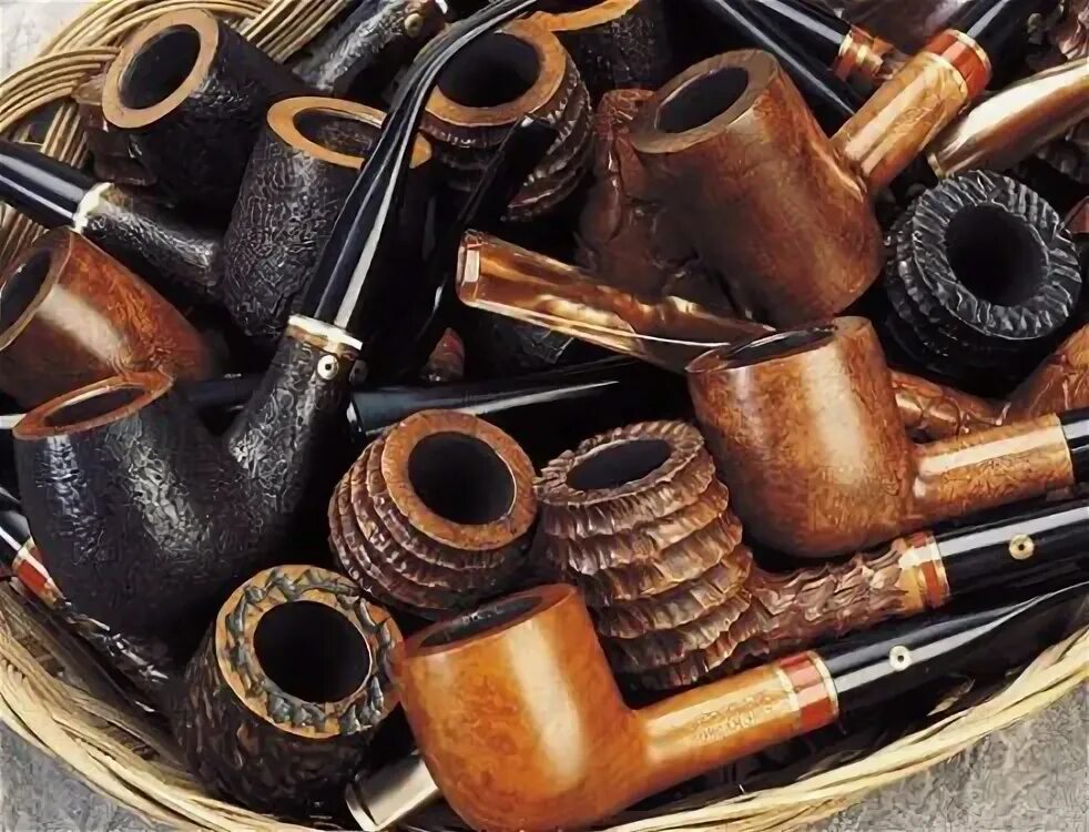 Качество трубной продукции. Производители труб пвх. Construction instruments. Трубы в городе. Сувениры в табачке.