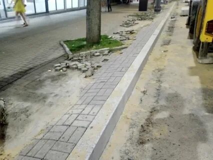 Край тротуара