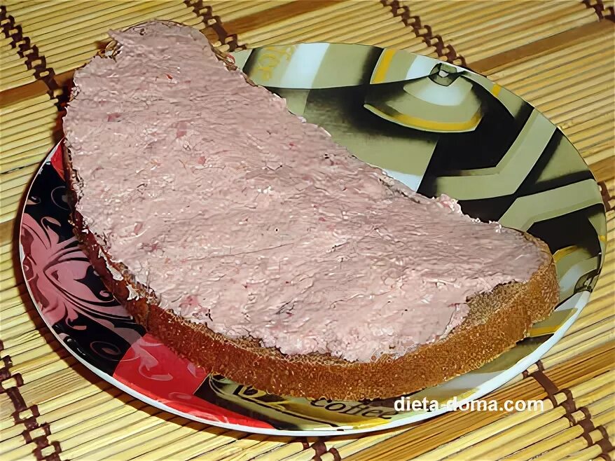 тост с маслом калорийность. бутерброд с печёночным паштетом и авокадо. паштет из куриной печени с желе. бутерброд с паштетом калорийность. бутерброды со шпротным паштетом.