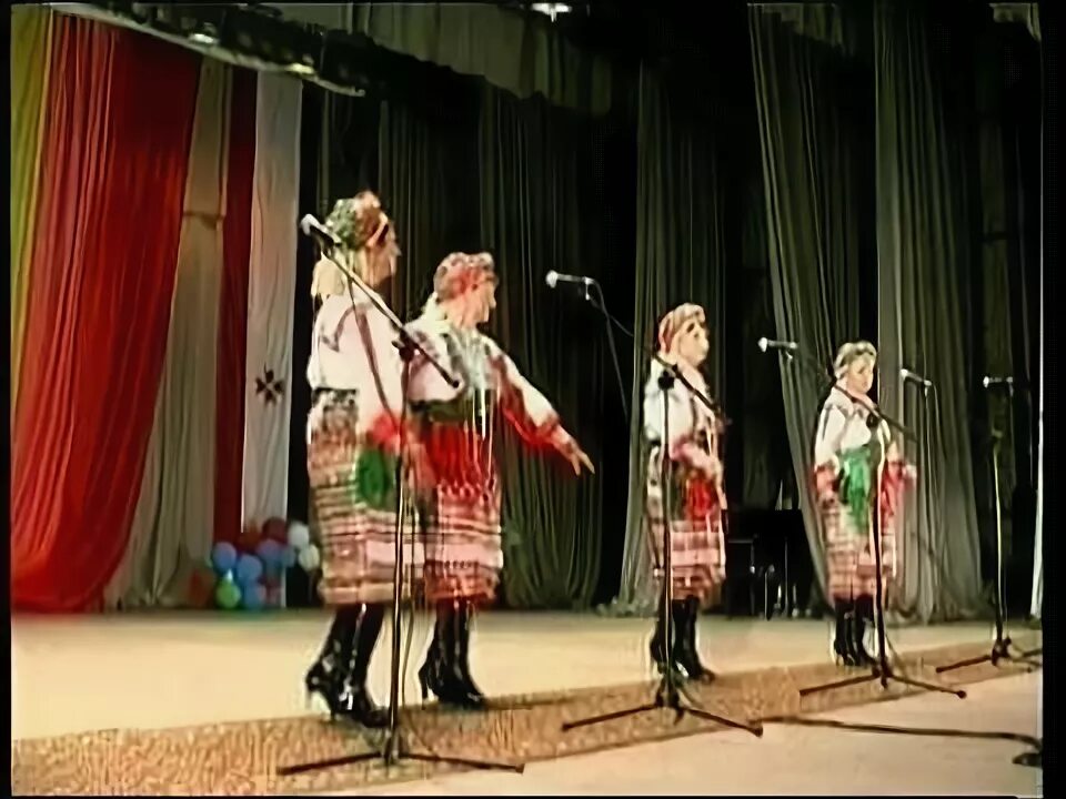 Эх мордовочка моя слушать. Группа садко я встретил розу. Мордовочка моя. Садко группа мордовия. Мордовочка моя песня текст.