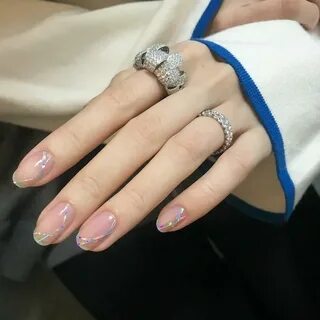 Красивый маникюр под