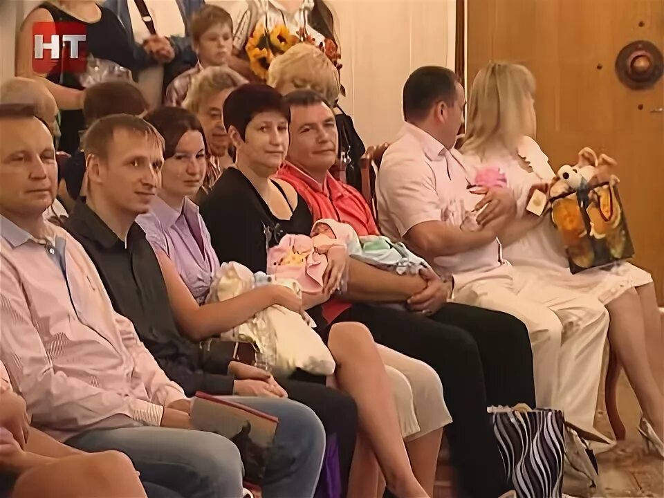 Загс великий новгород режим. Фотографии в загсе великий новгород. загс великий новгород букет. фотографии старого загса великий новгород.