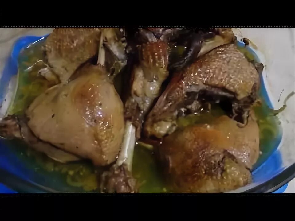 Утка кусочками в фольге в духовке. Утка кусочками в духовке. утка кусочками в духовке мягкая и сочная. маринованная утка в духовке кусочками. утка тушеная кусочками с айвой.