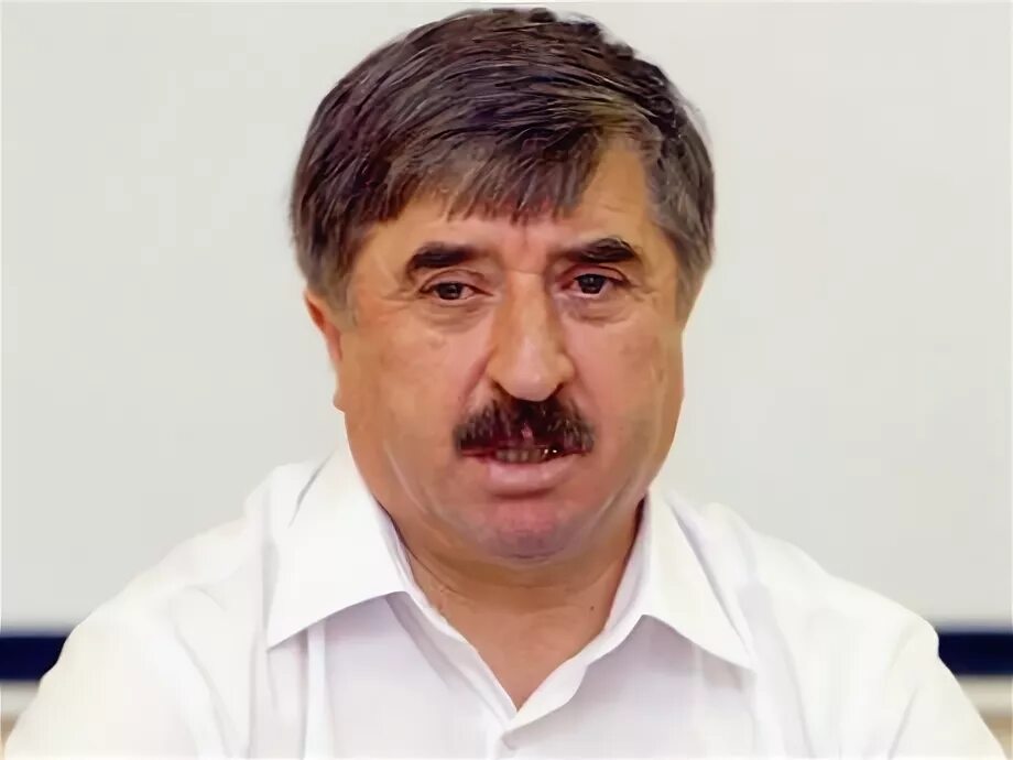 Абакаров махачкала. Абакаров махачкала. Абакаров рамазан магомедович. Зайнутдин абакаров клиника. Хаджимурад абакаров.