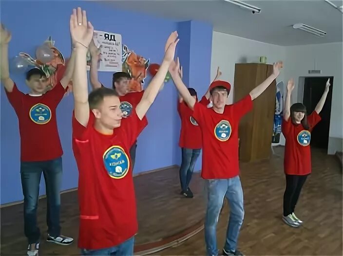 Выступление волонтеров. Выступление волонтеров