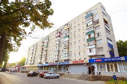Космонавтов 38