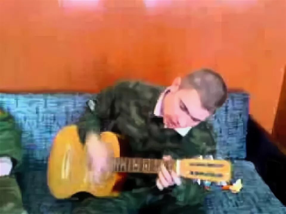 Слушать армейские песни здравствуй. Армейская и дворовая гитара. Армейские песни земля. Здравствуй мама. Дембельские песни здравствуй мама.
