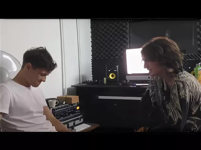 Лсп янг траппа. Yung trappa и лсп. yung trappa на студии. yung trappa фото.