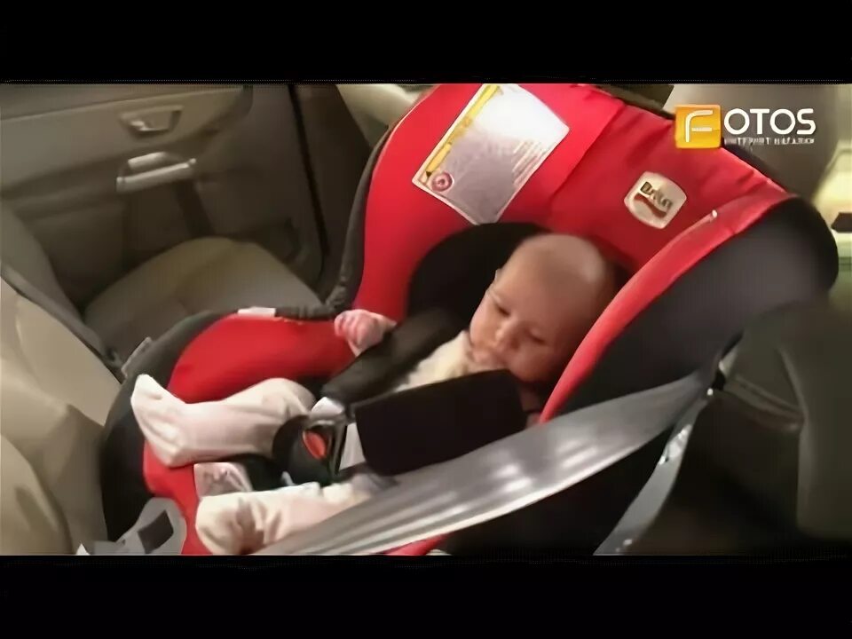 First class plus. Автокресло Britax Romer против движения. Romer Britax first class Plus крепление. Автокресло Ромер Трификс бордовое. Romer Britax first class Plus оригинал.