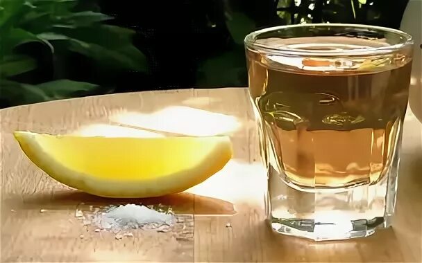 Текила бум коктейль. Рецепт текилы в домашних условиях из самогона. Текила для текила санрайз. Рецепт домашней текилы. Mezcal margarita коктейль.