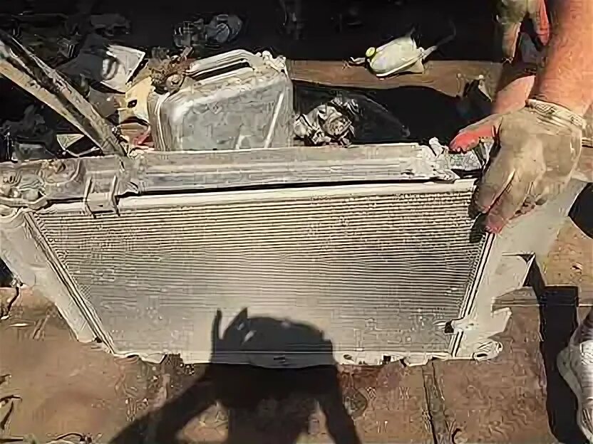 RADIATOR ASSY 16400-16701 (номер toyota 1640016701)