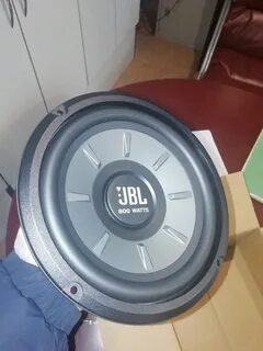 Сабвуфер без