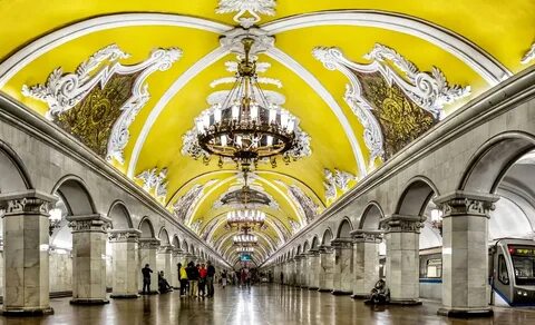 Какая самая красивая станция метро в москве