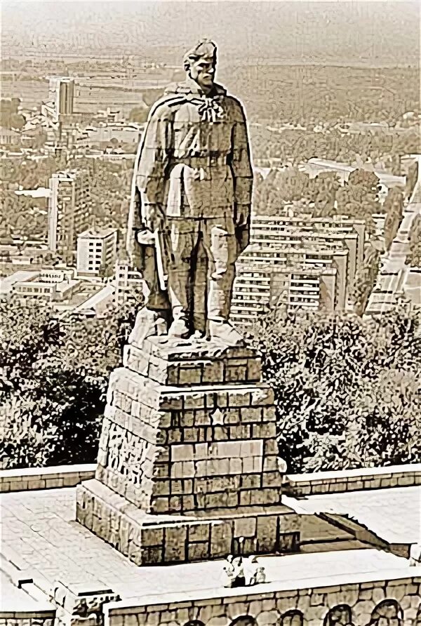 Памятник советскому солдату «алеша». Пловдив болгария памятник алеше. Памятник алёше в болгарии. Болгарского памятника русскому солдату. Болгарского памятника русскому солдату.