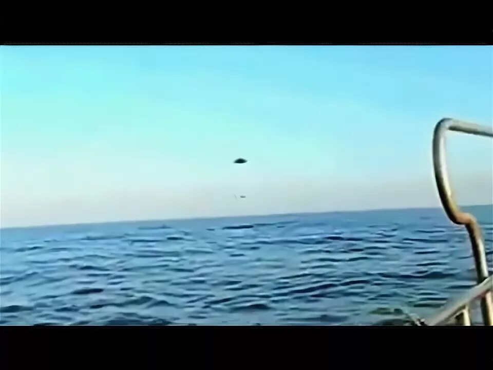 Нло море песня. Нло море песня. Нло над морем. Нло над морем. Нло над океаном.