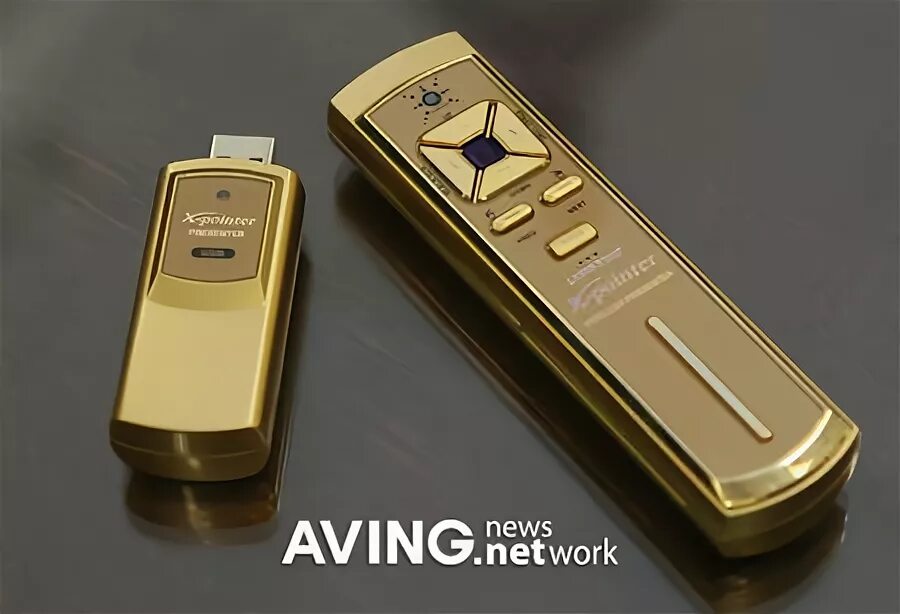 Бмв х6 золотой. Golden x1. Пульт из золота. Bmw x5 e70 gold. Iphone 13 gold.