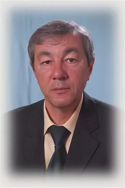 Мэр бирска талалов. Мэр бирска. Мэр. Директор бирск. Старый город бирск.