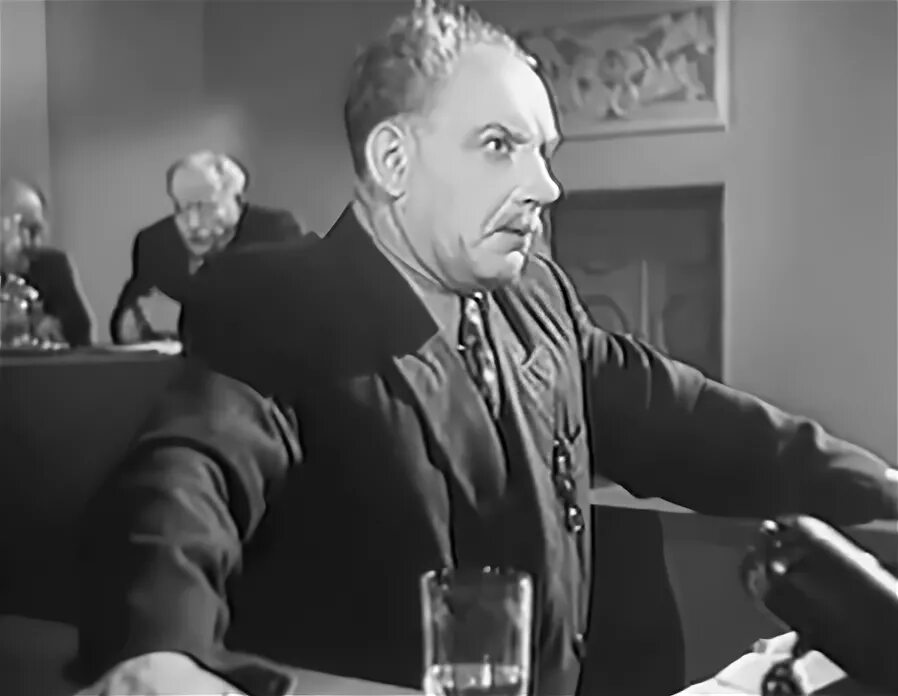 Кто смеётся последним 1954 ссср. Чарнавус хто смяецца апошнім. Чарнавус хто смяецца апошнім. Кто смеется апошним. Тэма камедыі хто смяецца апошнім.