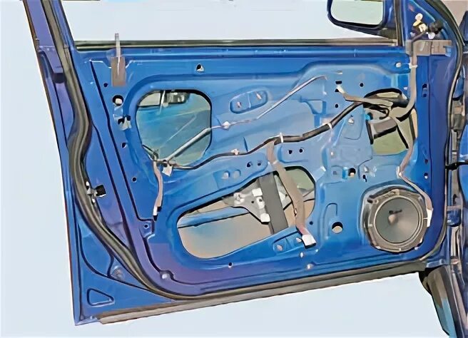 Обивка передней двери Лачетти j200. Дверь Шевроле Лачетти. Вставка передней двери Лачетти j200. Механизм двери Лачетти.