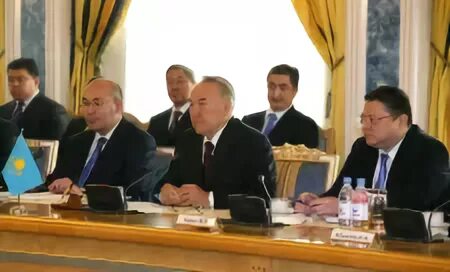 Казахстан. Монета 50 тенге 2008 года звезда ордена данк. Юбилейные монеты астана. Казахстан. Назарбаев спорт.
