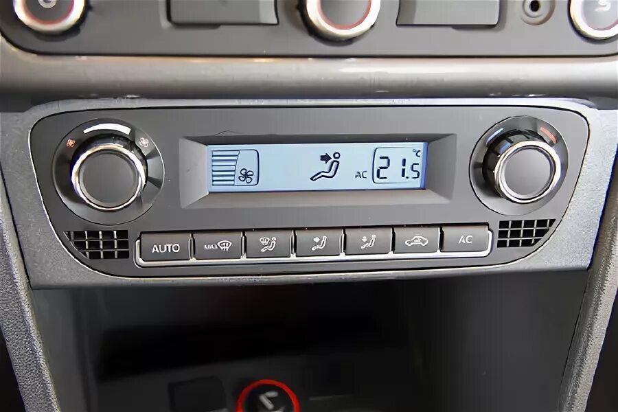 Блок управления кондиционером поло седан. Фольксваген поло как включить кондиционер в машине. Поло лифтбек с кондиционером. Как включить кондиционер в фольксваген поло. Крутилки кондиционера поло седан.