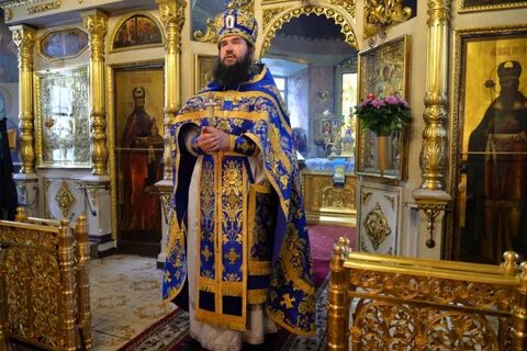 Настоятель церкви