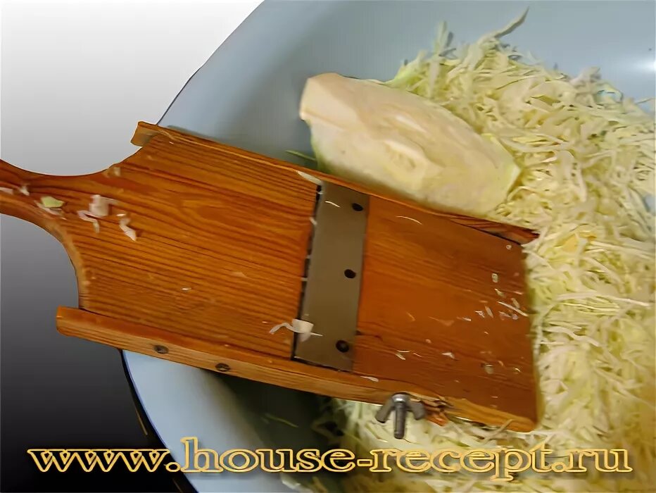прибор для шинкования капусты. нашинковать капусту на терке бернер. шинковка для квашения капусты. терка для квашения капусты. терка для квашения капусты.