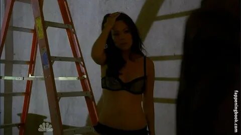 Lindsay Price Nude.