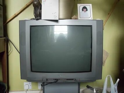 Телевизор 90