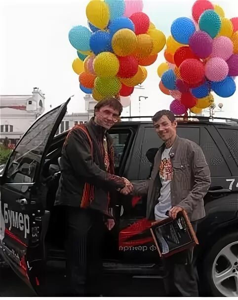 Где снимали бумер 1 в каком городе. Бумер съемки. бумер 2 фото со съемок. фото со съемок фильма бумер. бумер 2 кадры со съемок.