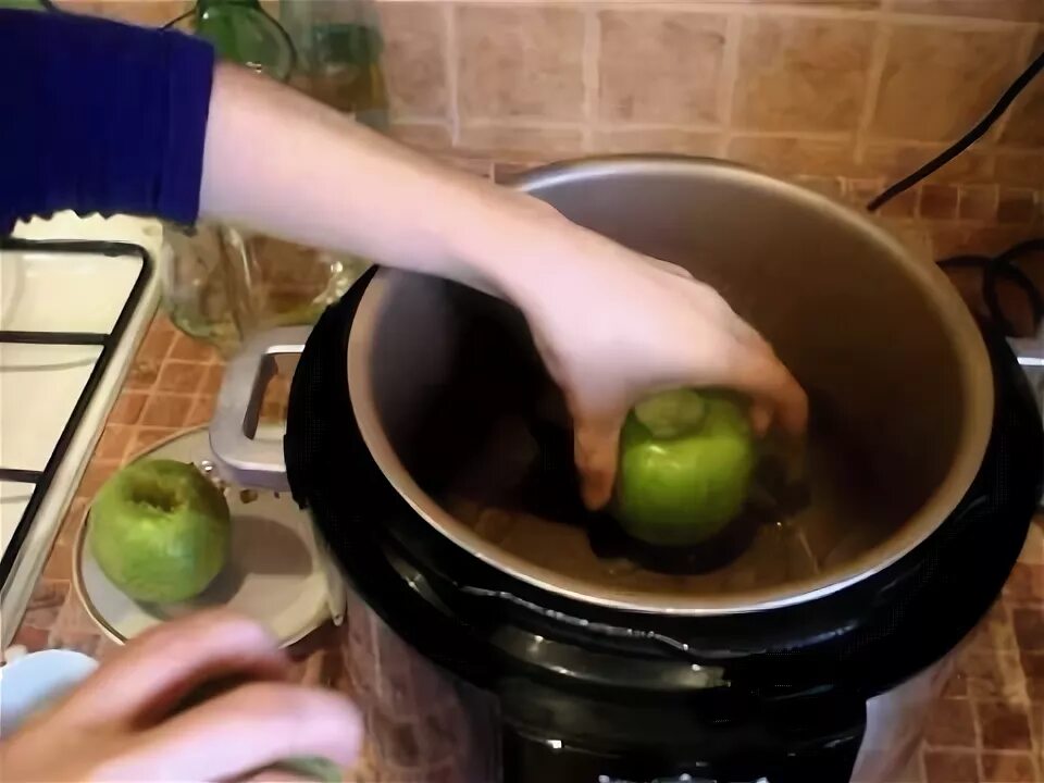 Яблоки в мультиварке рецепты быстро и вкусно. Яблоки в мультиварке рецепты быстро и вкусно