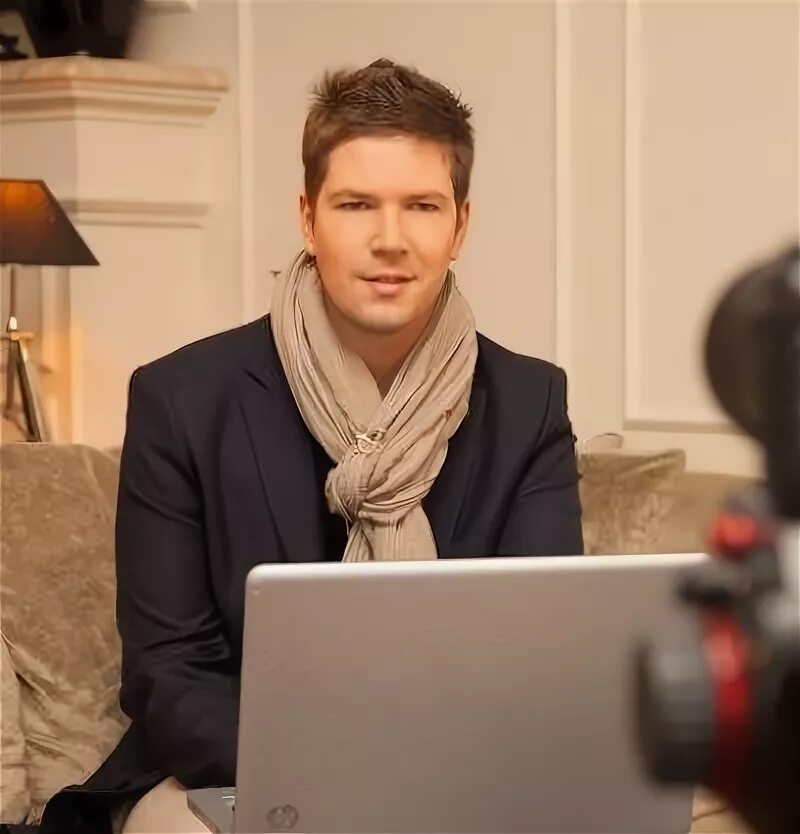 Грачев богиня. Даниил грачев богиня шопинга. Богиня шопинга ведущий даниил грачев. Грачев богиня. Даниил грачев богиня шопинга.