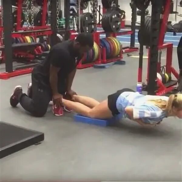 Бисопролол конкор 2. Бицепс бедра с подъемом туловища. Стоя на коленях наклон назад. П. 5 мг.