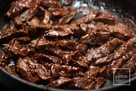 Тушеное мясо в масле