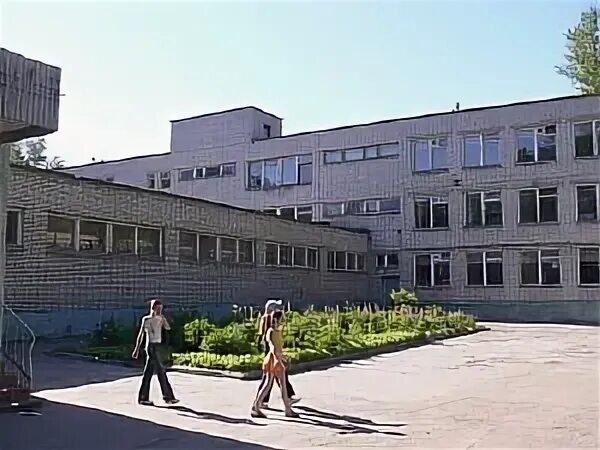 46 школа ульяновск. 46 школа ульяновск директор. 25 школа ульяновск. Школа имени полбина. 38 лицей ульяновск.