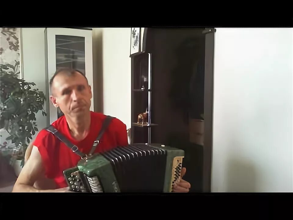 Колхоз под горой совхоз песня. Песня на горе колхоз под горой совхоз под гармонь. на горе колхоз на гармошке разбор. песня про колхоз. на горе колхоз под горой совхоз гармонь цифры.