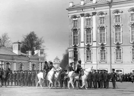 Гусарском полку в царском селе