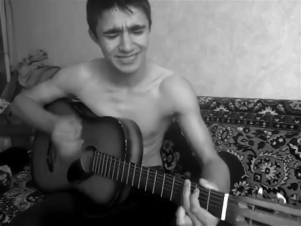 Песня я парень простой слушать. Песня парней. Песня я парень простой слушать. Песня я парень простой слушать. Noize mc лысый.