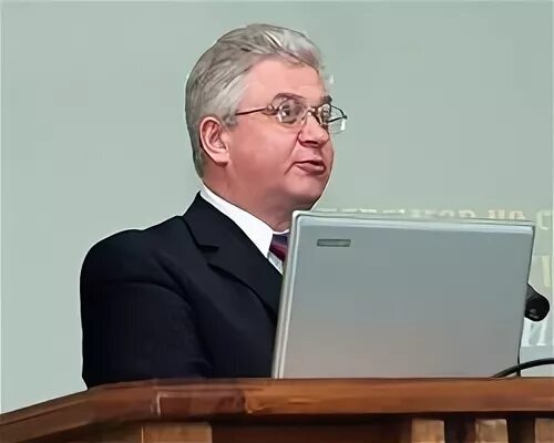 Надарейшвили георгий гивиевич. Проректор по стратегическому. Мельников сергей мгу им огарева. Авралев никита владимирович скфу. Сандлер проректор урфу.