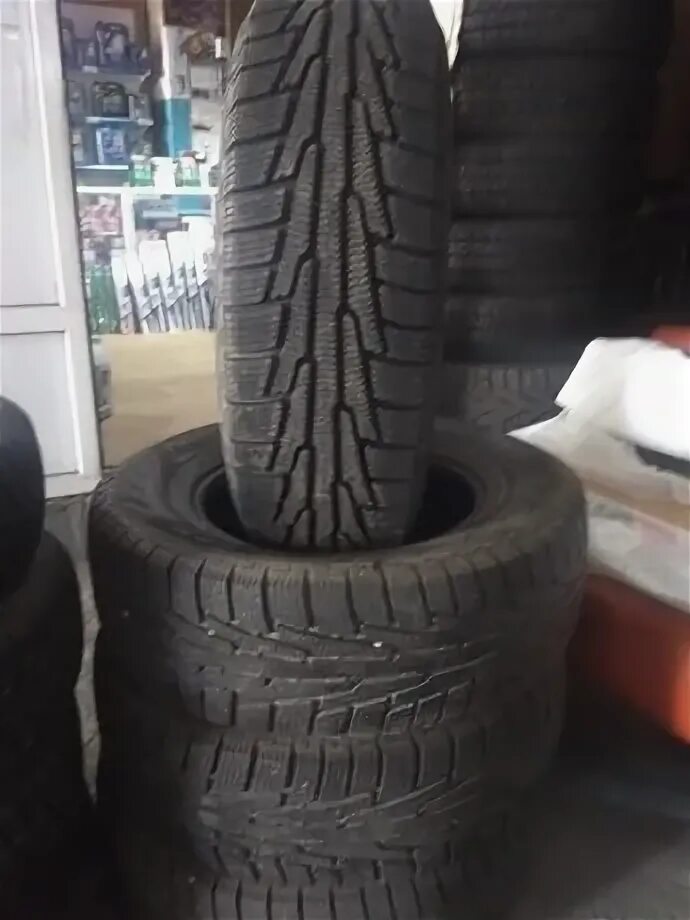 Nokian 215 60 r17