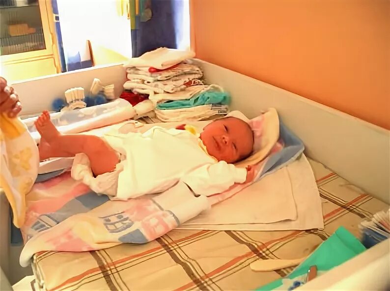 забирают ли детей в роддоме. выписка из роддома фотосессия. забирают ли детей в роддоме. роддома по уровням. забирают ли детей в роддоме.