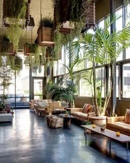 Plant hotel
